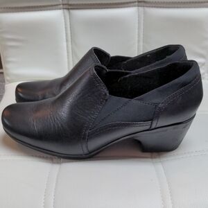 Clarks Collection Emily Amelia Black Leather Slip On Pumps Size 9.5M